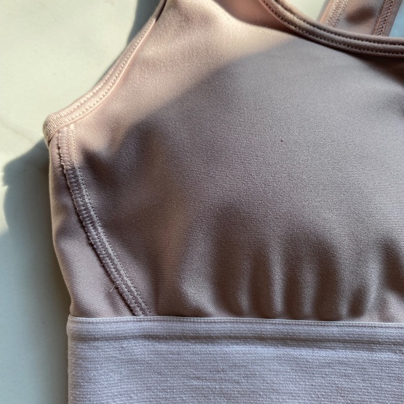 Under Armor sport bra Size S - Picture 3 of 5